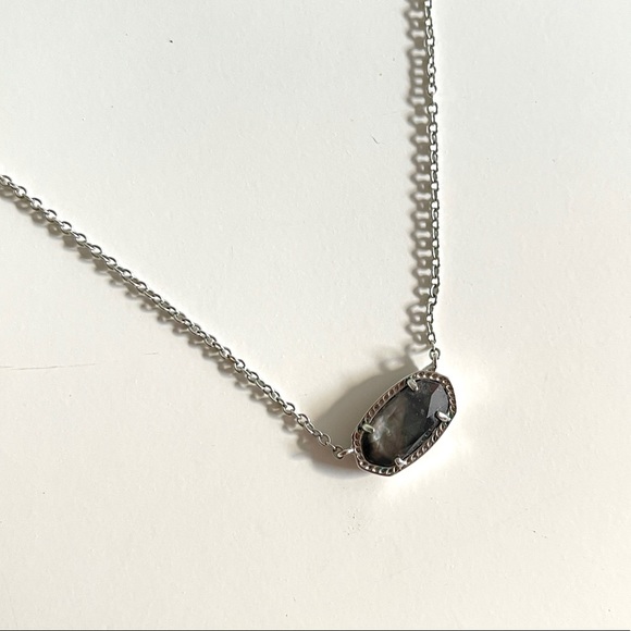 Slate Gray Kendra Scott Elisa Necklace - Picture 4 of 4